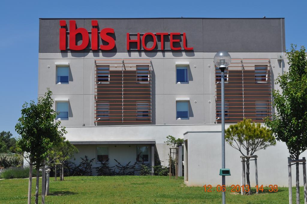 Ibis Istres Trigance Hotel Luaran gambar